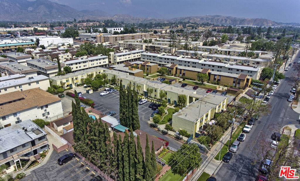Sylmar, CA 91342,13002 Dronfield AVE