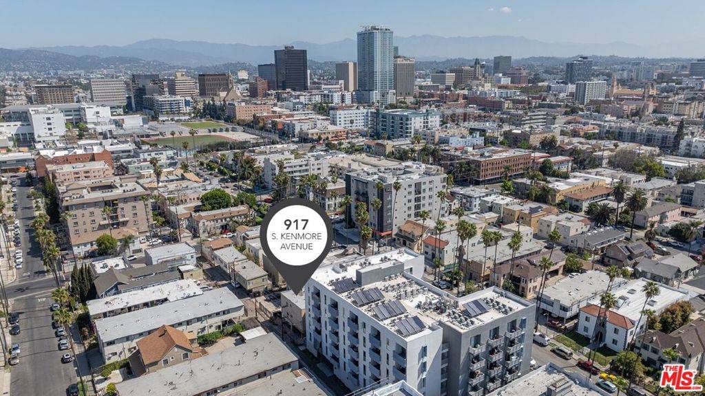 Los Angeles, CA 90006,917 S Kenmore AVE