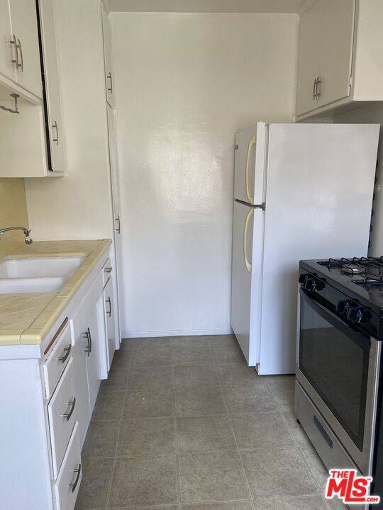 Los Angeles, CA 90025,1820 Manning AVE #1