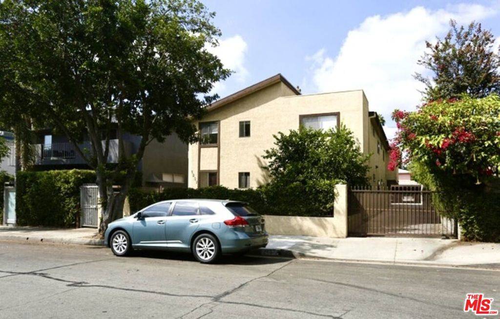 West Hollywood, CA 90046,1237 N Ogden DR #3