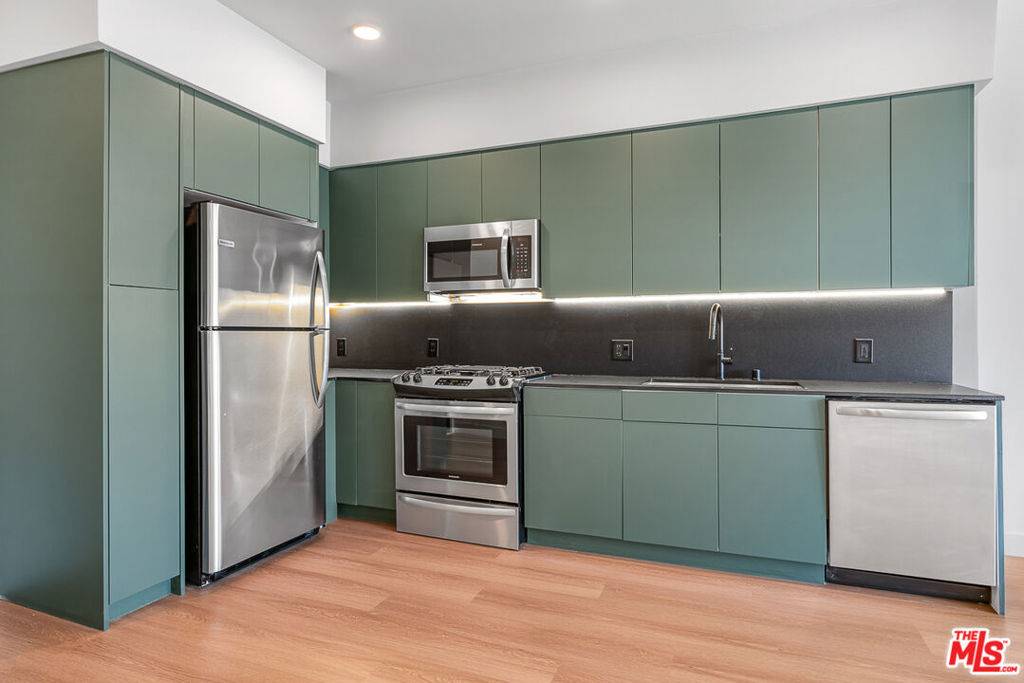 Culver City, CA 90232,10601 Washington BLVD #724