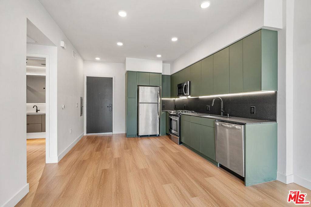 Culver City, CA 90232,10601 Washington BLVD #724