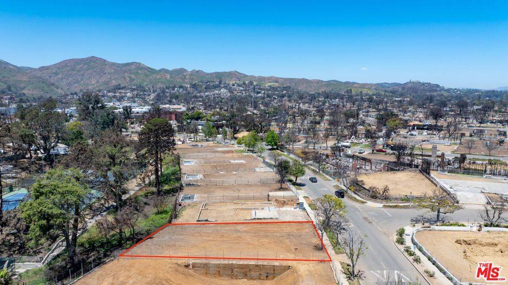 Pacific Palisades, CA 90272,719 Alma Real DR
