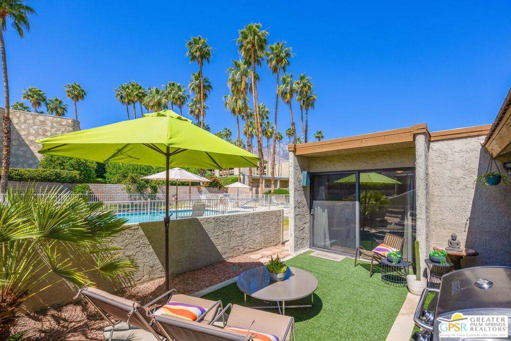 Palm Springs, CA 92264,2455 Via Sonoma #D