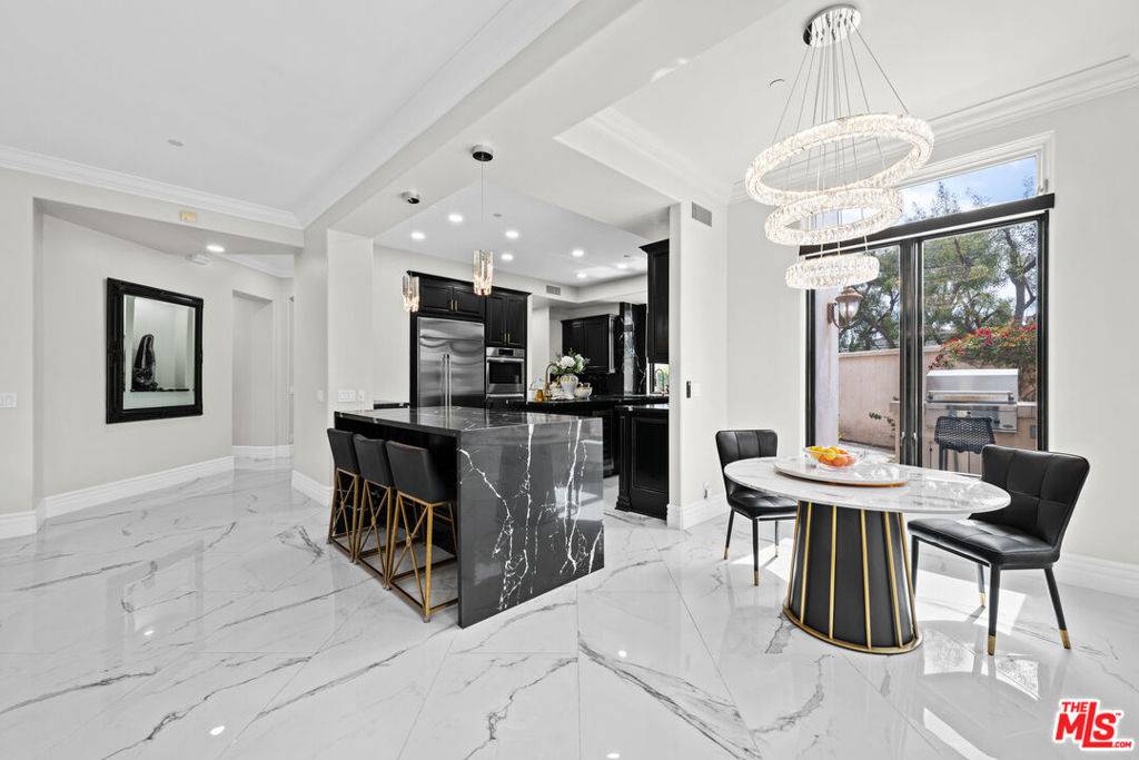 Laguna Niguel, CA 92677,10 Gladstone LN