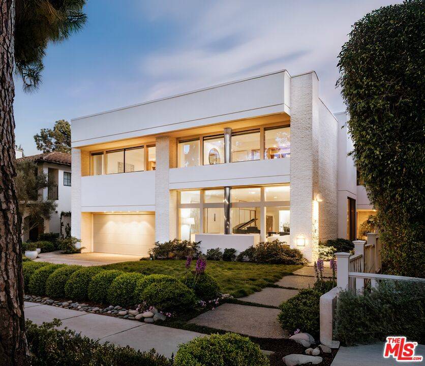 Santa Monica, CA 90402,622 24th ST