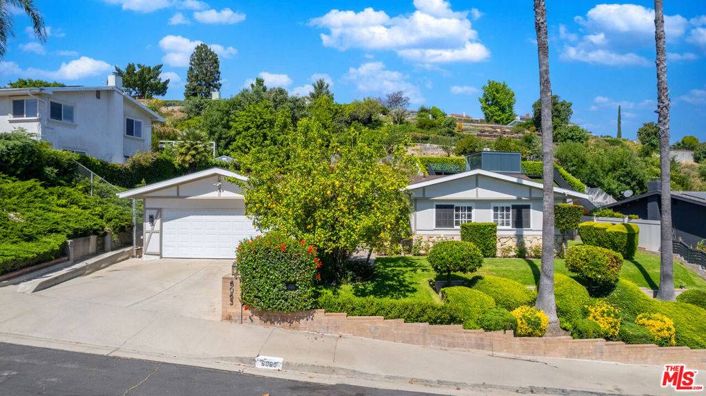 Woodland Hills, CA 91367,6065 Maury AVE