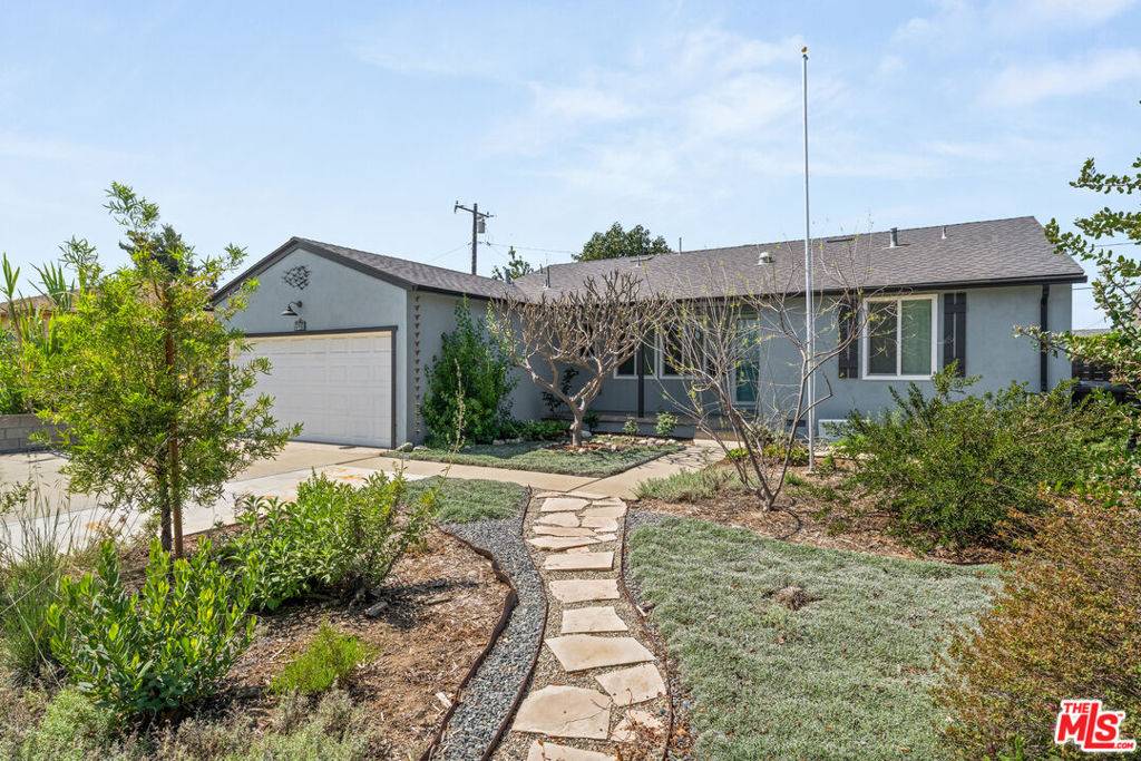 Fullerton, CA 92833,713 S Orchard AVE