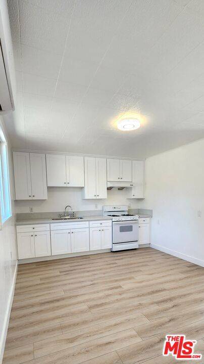 Moreno Valley, CA 92553,13938 Moreno Rose Pl.