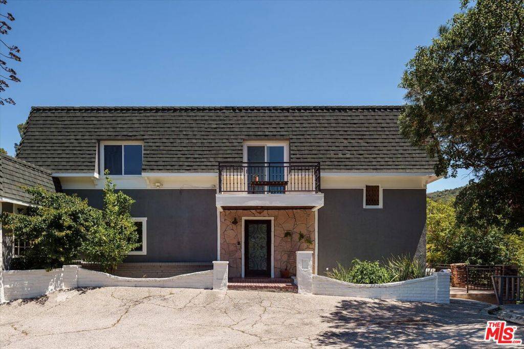 Glendale, CA 91206,2639 Kennington DR