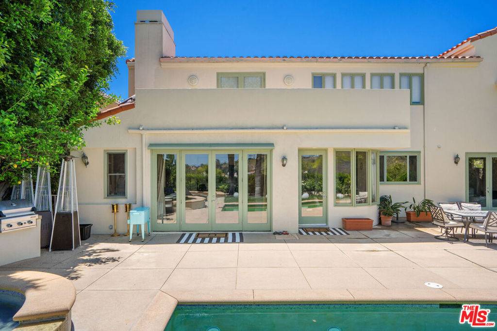Calabasas, CA 91302,24907 Marbella CT