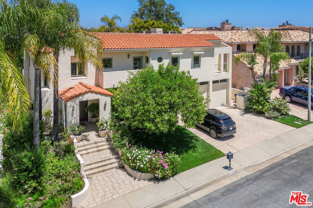 Calabasas, CA 91302,24907 Marbella CT