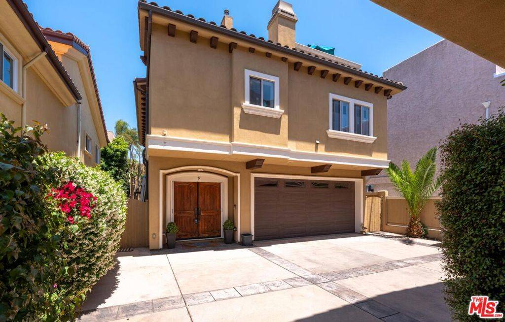 Redondo Beach, CA 90277,520 N Elena AVE #B