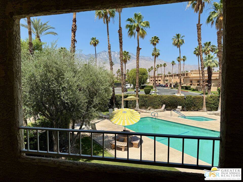 Palm Springs, CA 92264,2700 Lawrence Crossley RD #96