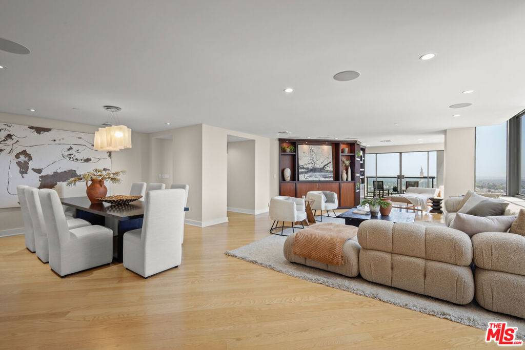 Los Angeles, CA 90024,10724 Wilshire BLVD #1402