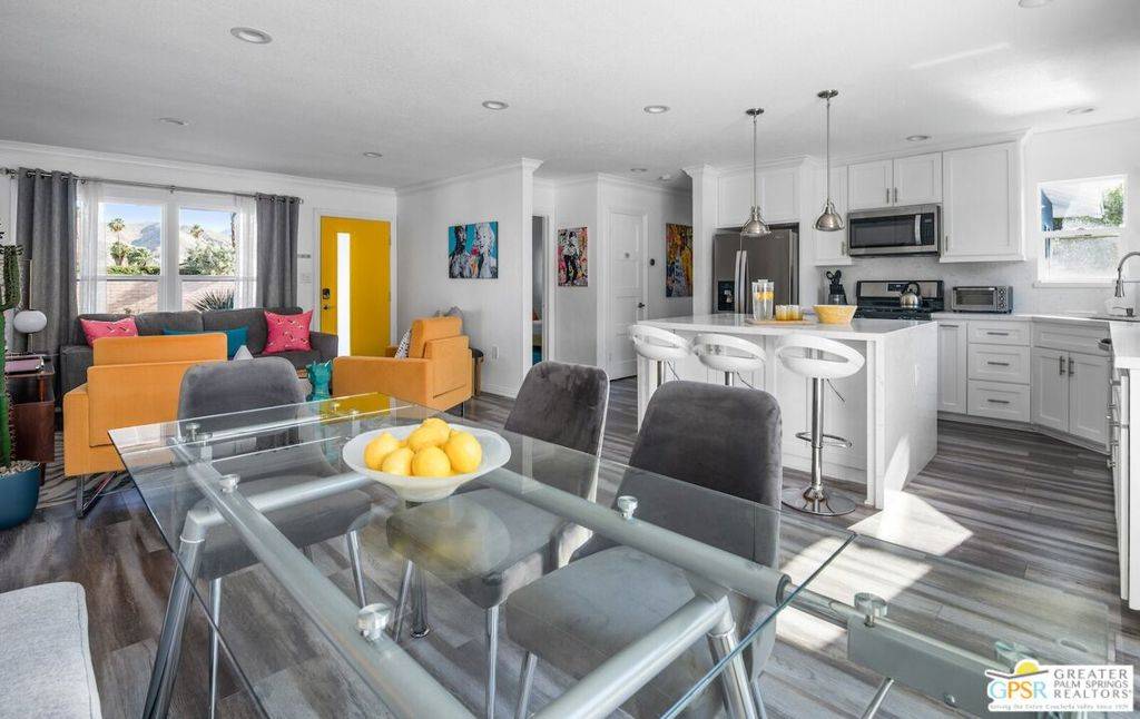 3784 E Calle San Raphael Palm Springs, CA 92264
