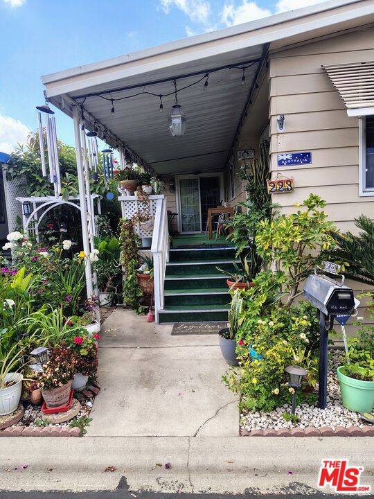 Fullerton, CA 92833,1201 W Valencia DR #223