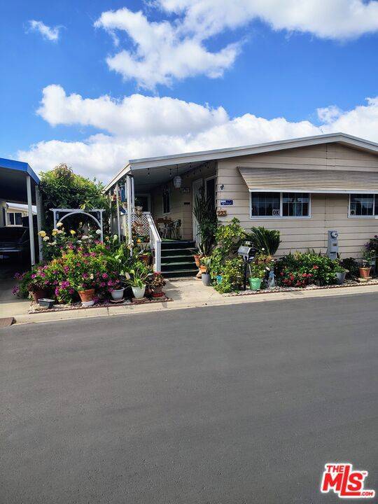 Fullerton, CA 92833,1201 W Valencia DR #223