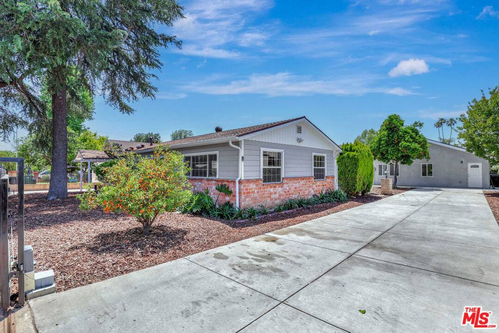 Reseda, CA 91335,7445 Balcom AVE