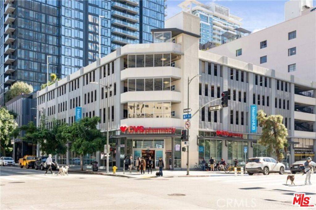 Los Angeles, CA 90017,801 S Grand AVE #1202
