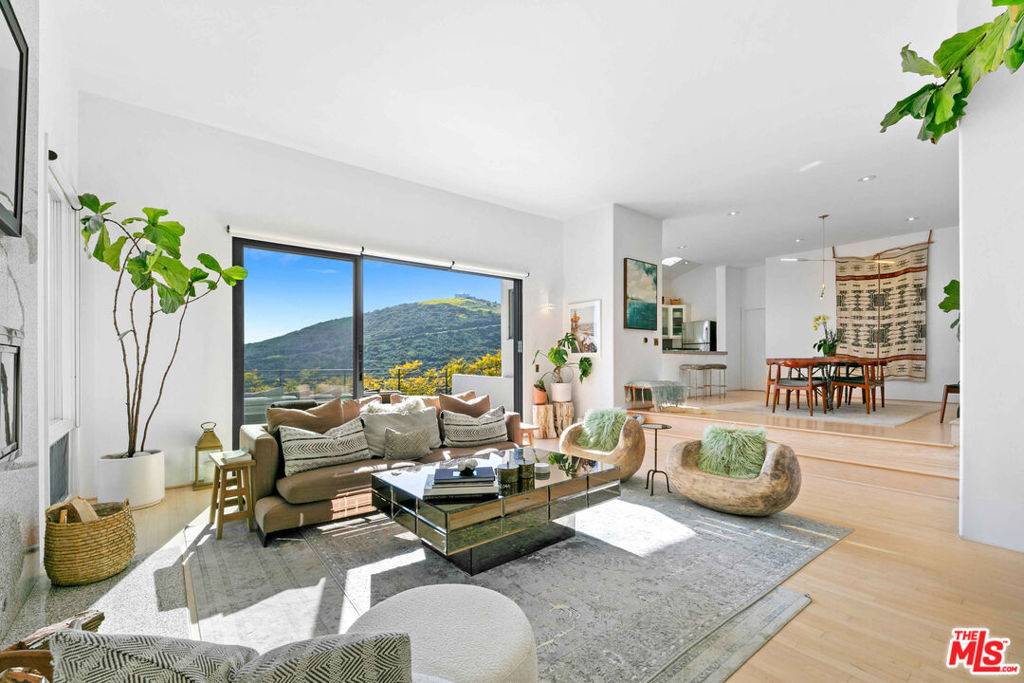 Malibu, CA 90265,2727 Corral Canyon RD