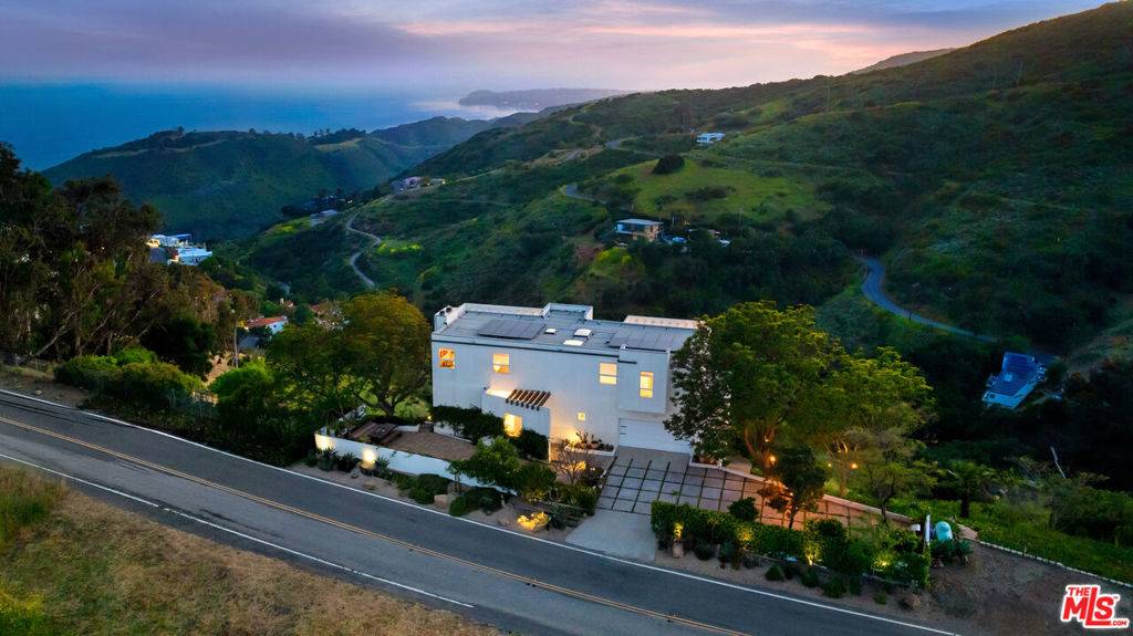 Malibu, CA 90265,2727 Corral Canyon RD