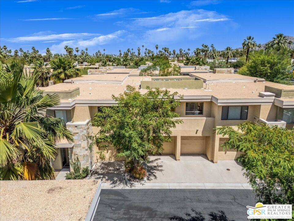 Palm Springs, CA 92264,870 E Palm Canyon DR #204