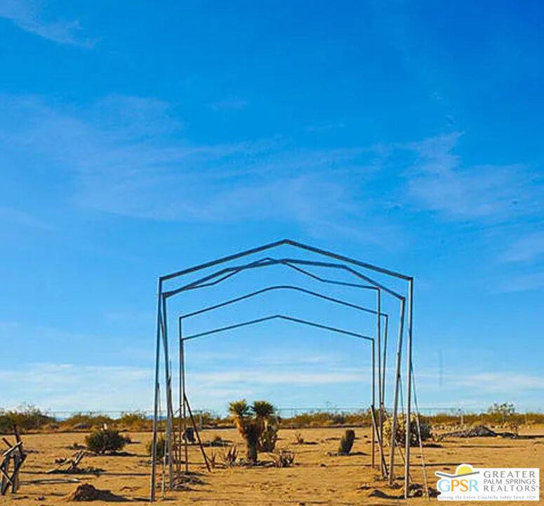 Joshua Tree, CA 92252,971 Center AVE