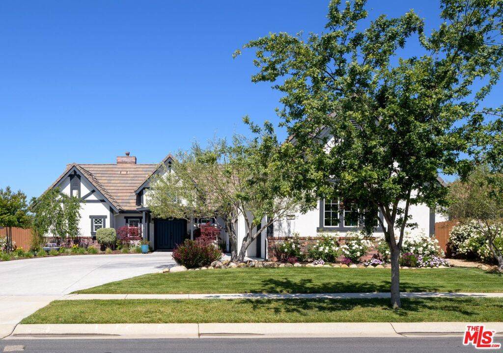 Solvang, CA 93463,571 Oak Ridge RD