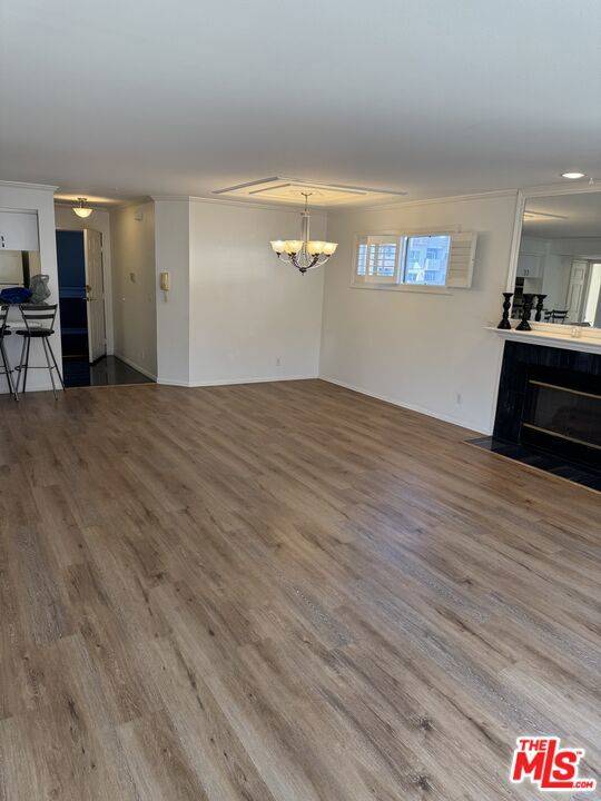 Los Angeles, CA 90025,1250 S Westgate AVE #203