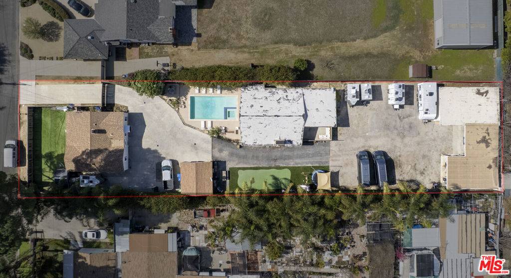 Reseda, CA 91335,19215 Arminta ST
