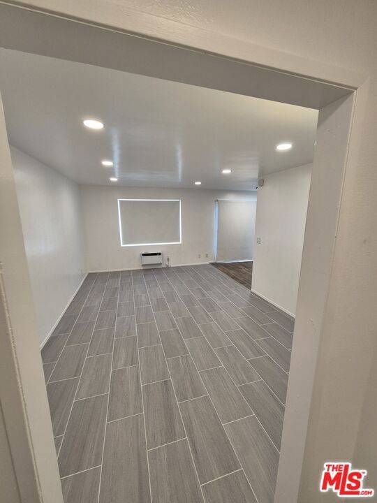 Los Angeles, CA 90034,3734 S Canfield AVE #228