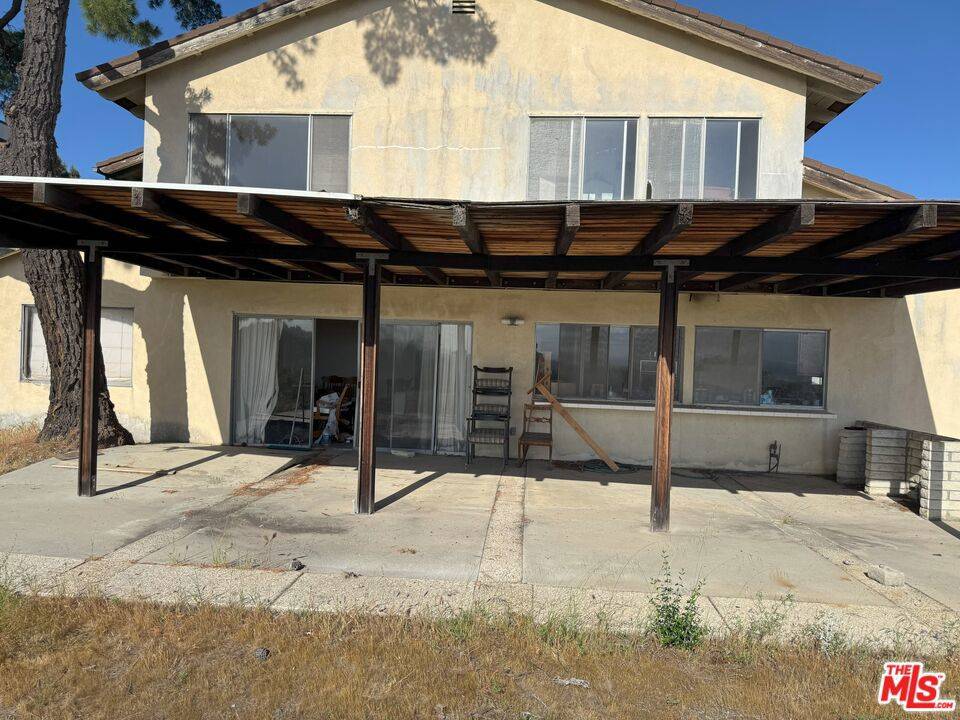 Encino, CA 91436,16986 Encino Hills DR