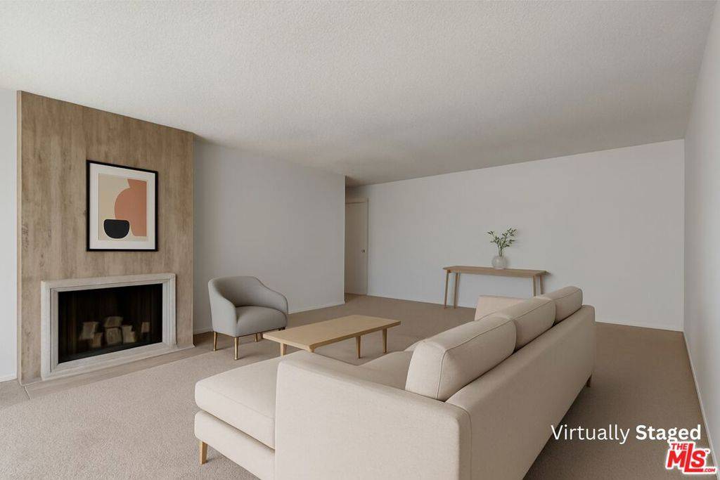 Los Angeles, CA 90056,5376 Fairview BLVD #205