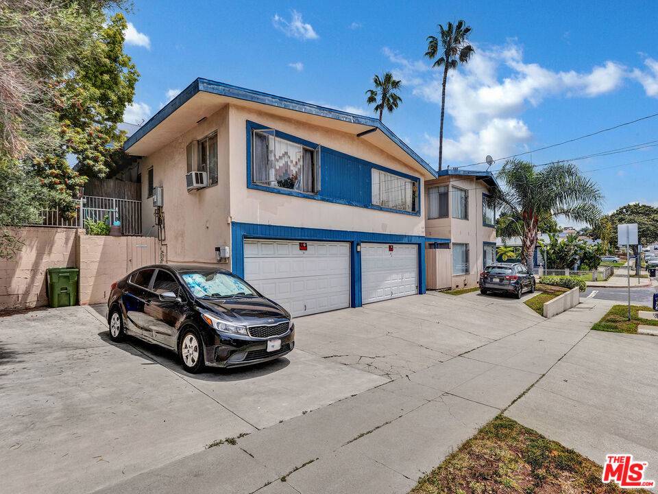 Los Angeles, CA 90045,5401 Thornburn ST