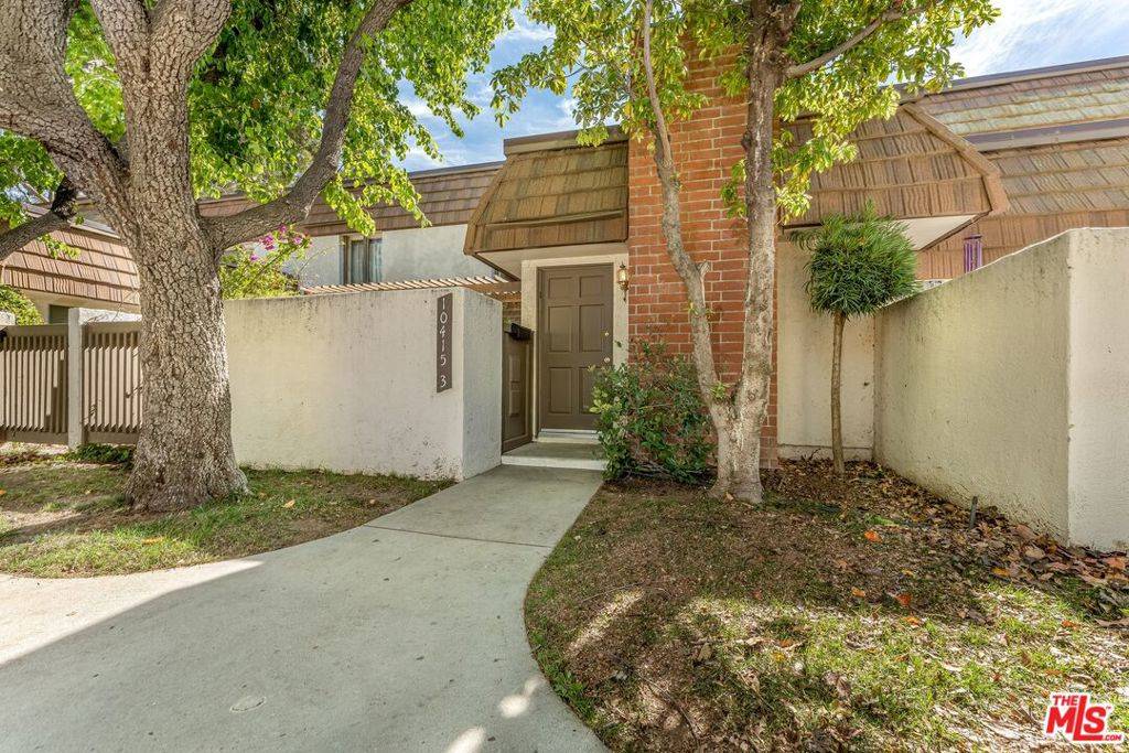 Chatsworth, CA 91311,10415 Larwin AVE #3