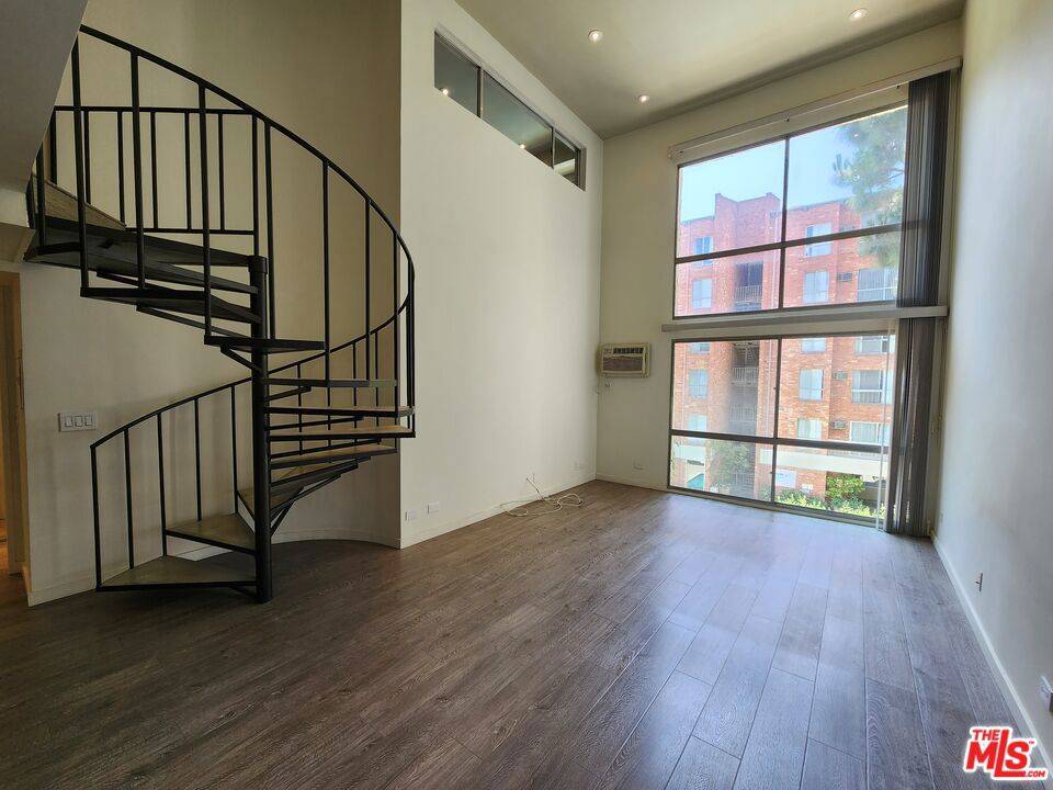 Los Angeles, CA 90024,1440 Veteran AVE #336