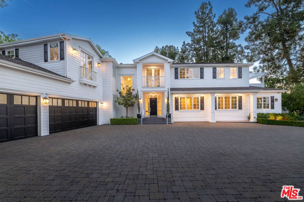 Tarzana, CA 91356,4981 Amigo AVE