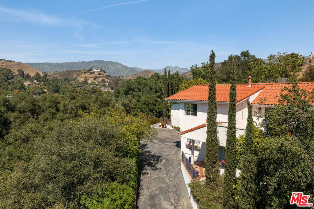 Sunland, CA 91040,9732 Rotta AVE
