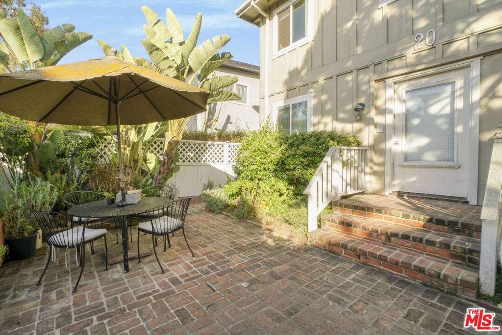 Venice, CA 90291,20 19th AVE