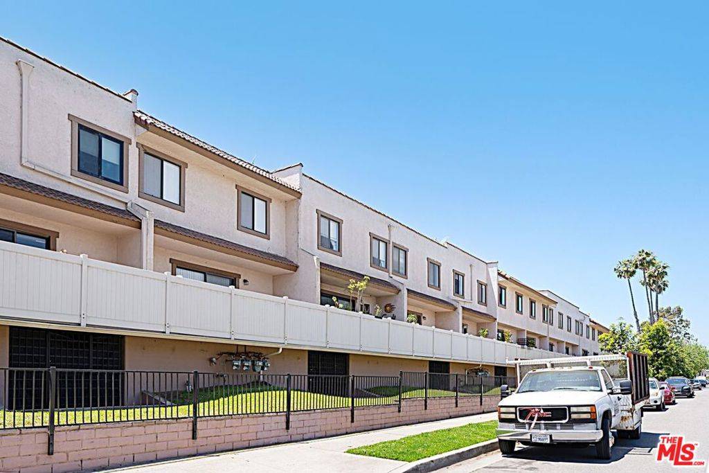 Los Angeles, CA 90066,4365 Mclaughlin AVE #12
