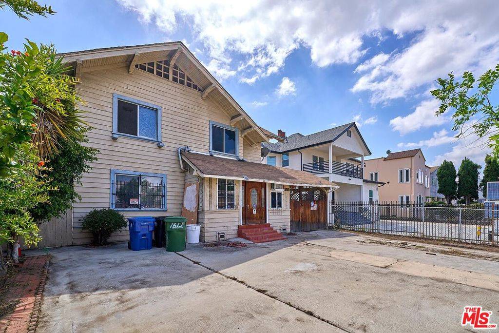 Los Angeles, CA 90019,1612 Arlington AVE