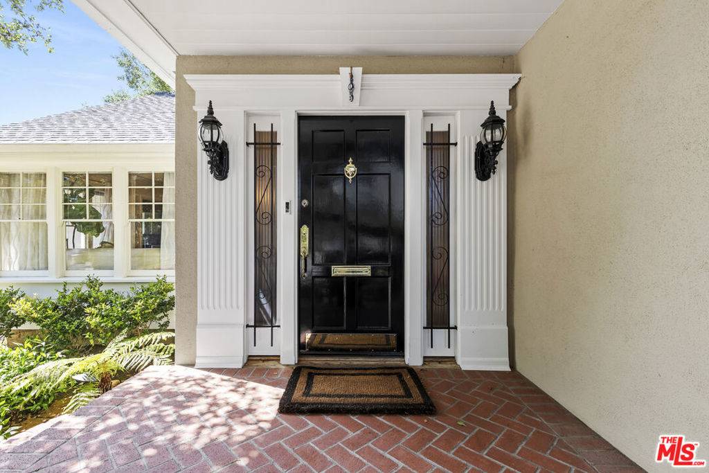 Glendale, CA 91208,1600 Hillside DR