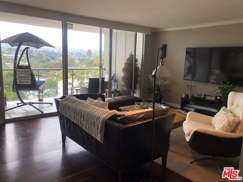 Santa Monica, CA 90402,201 OCEAN AVE #1010B