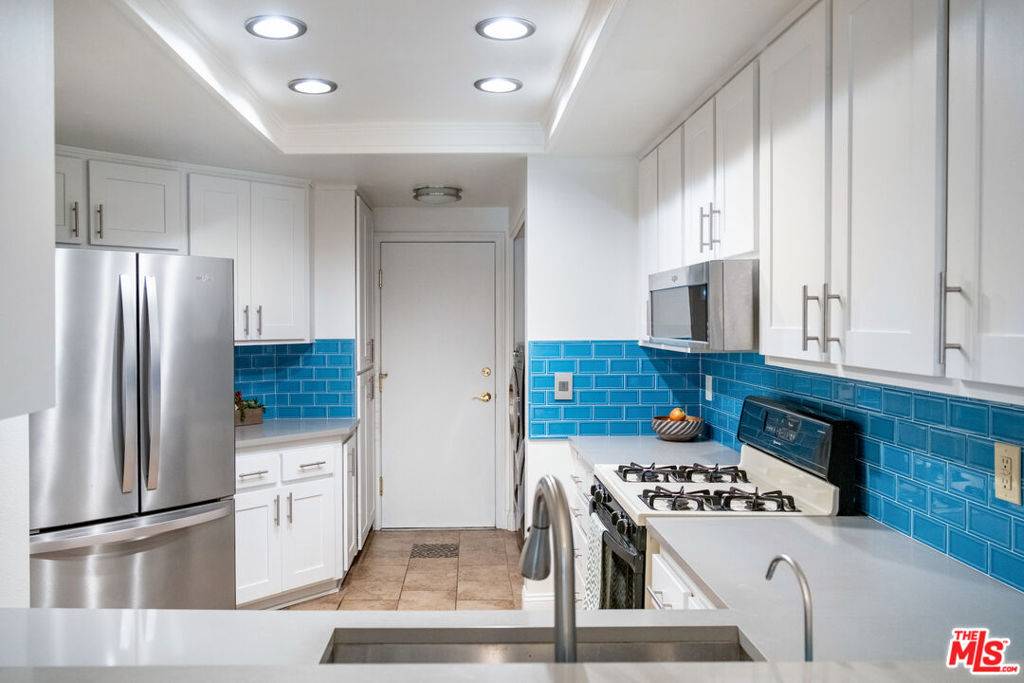 North Hollywood, CA 91606,6638 Clybourn AVE #41