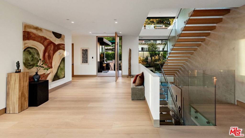 Pacific Palisades, CA 90272,1600 Casale RD