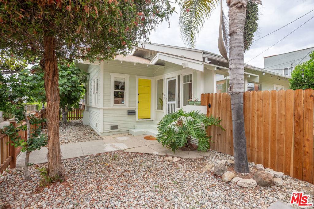 Long Beach, CA 90813,732 N Toledo WALK