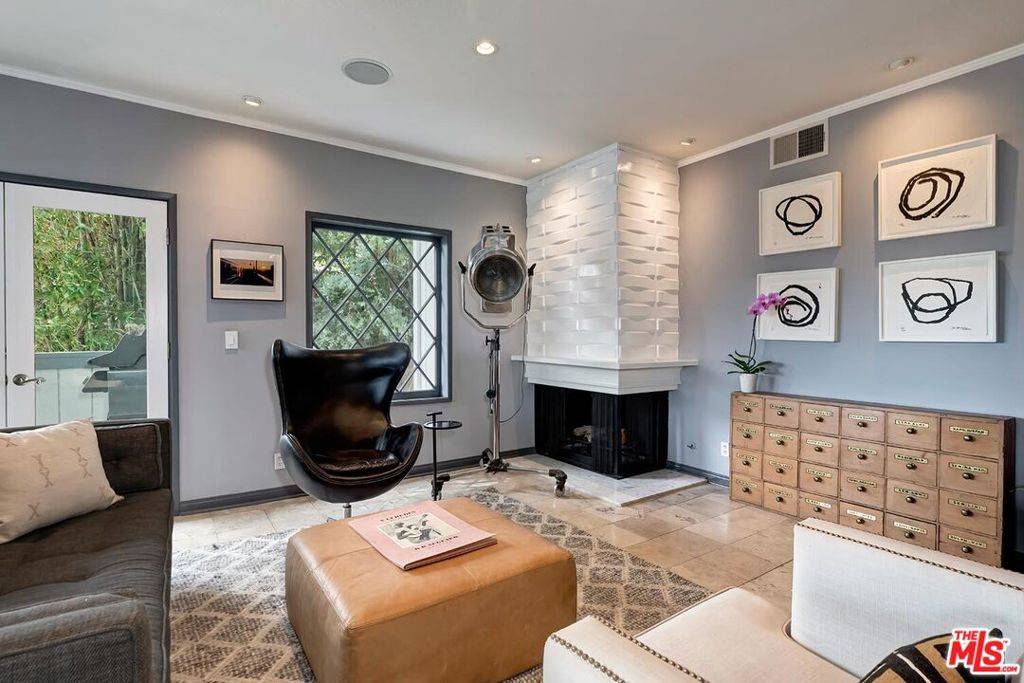West Hollywood, CA 90069,1133 N Clark ST #103