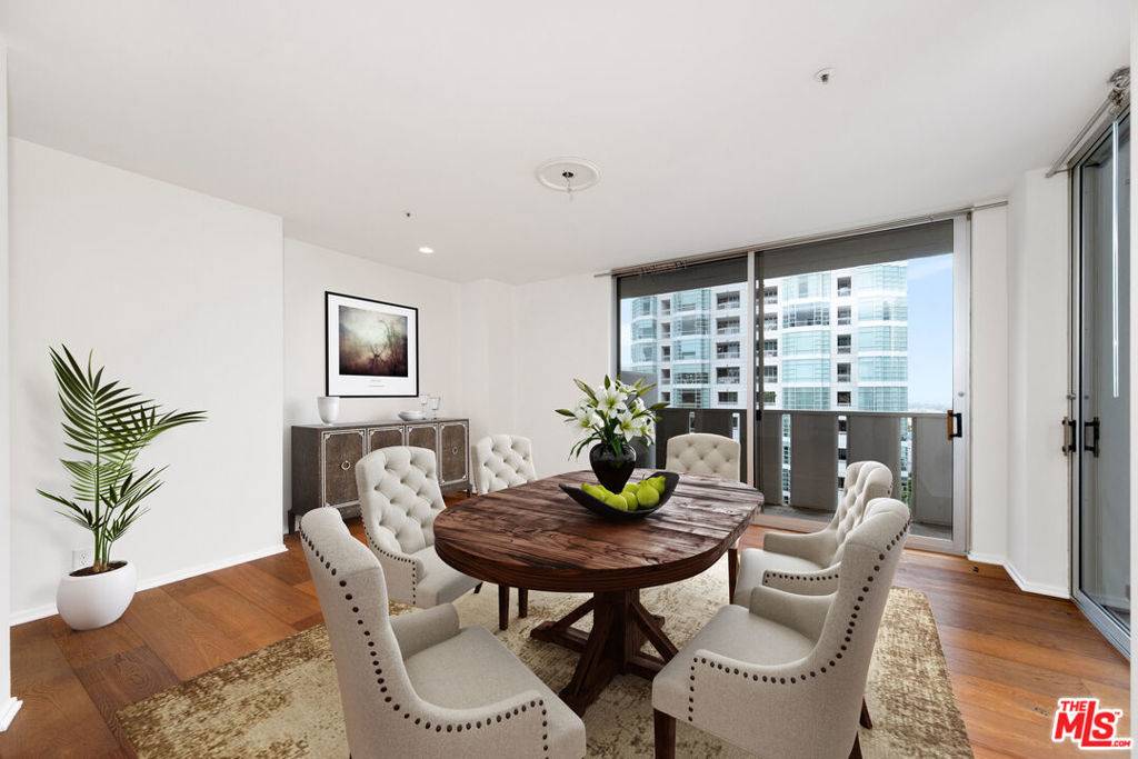 Los Angeles, CA 90024,10375 Wilshire BLVD #8F