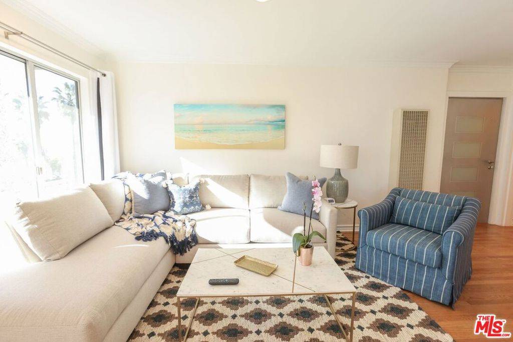 Santa Monica, CA 90405,2101 Ocean AVE #11